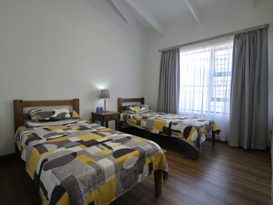 4 Bedroom Property for Sale in Noorsekloof Eastern Cape